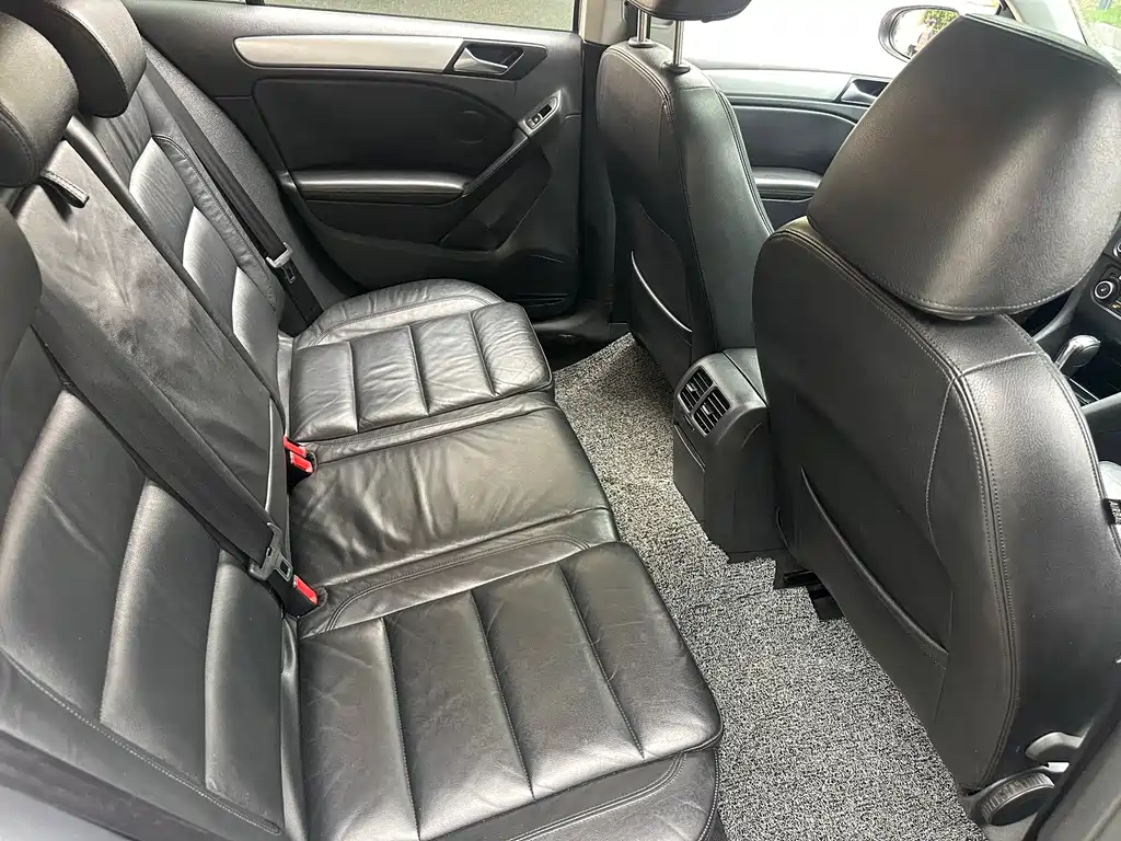 Volkswagen Golf — миниатюра 12