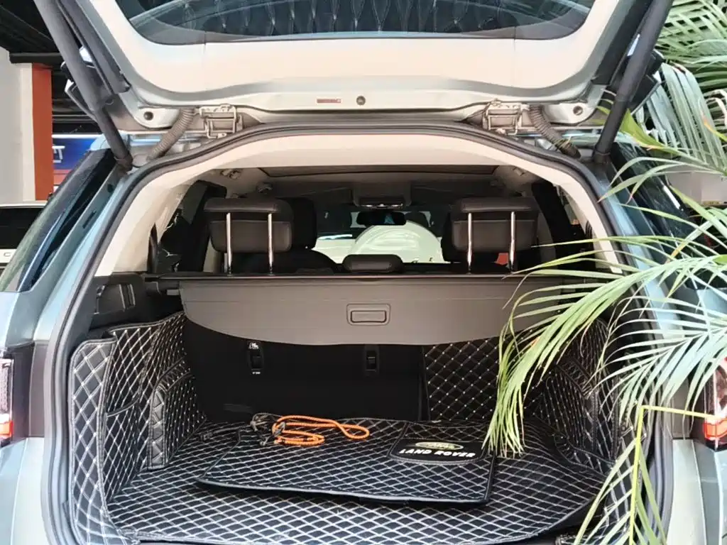 Land Rover Discovery Sport — миниатюра 19