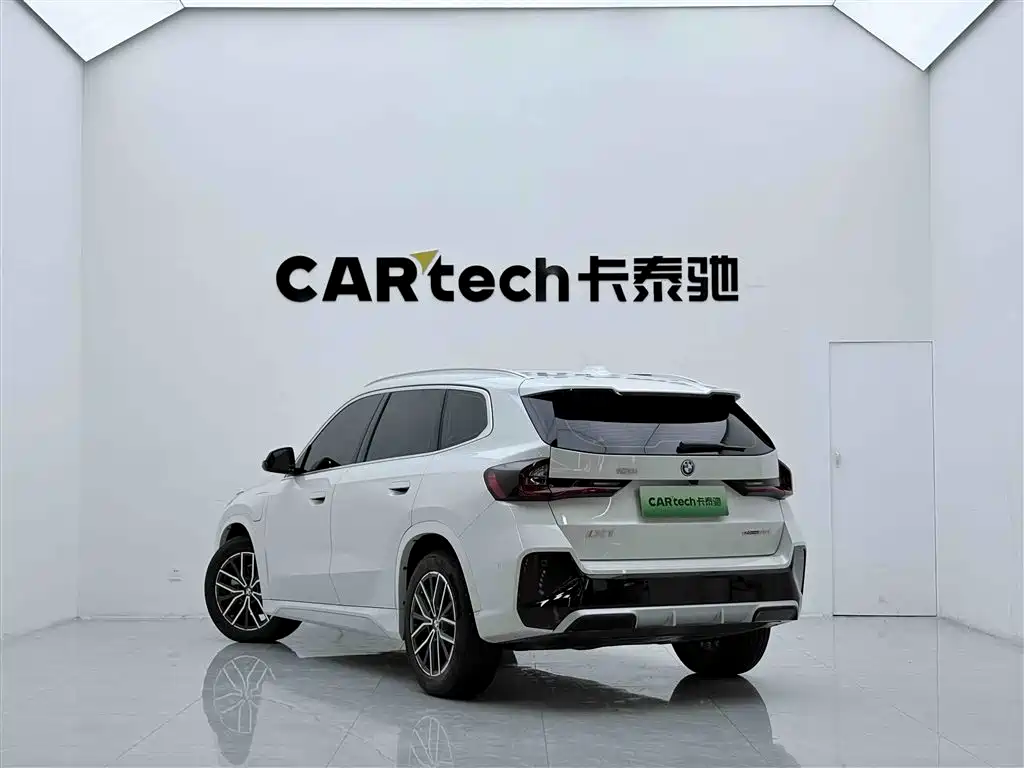 BMW iX1 2025 eDrive25L M Sport