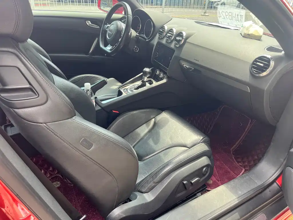 Audi TT — миниатюра 8