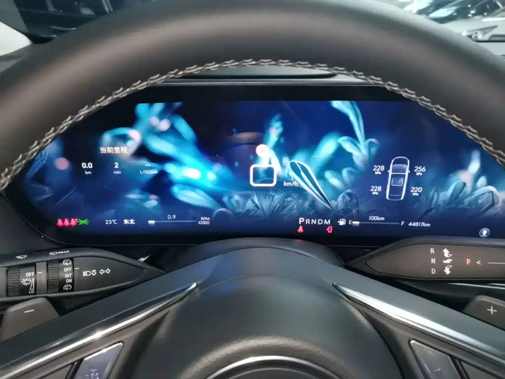 Buick Envision Plus — миниатюра 12