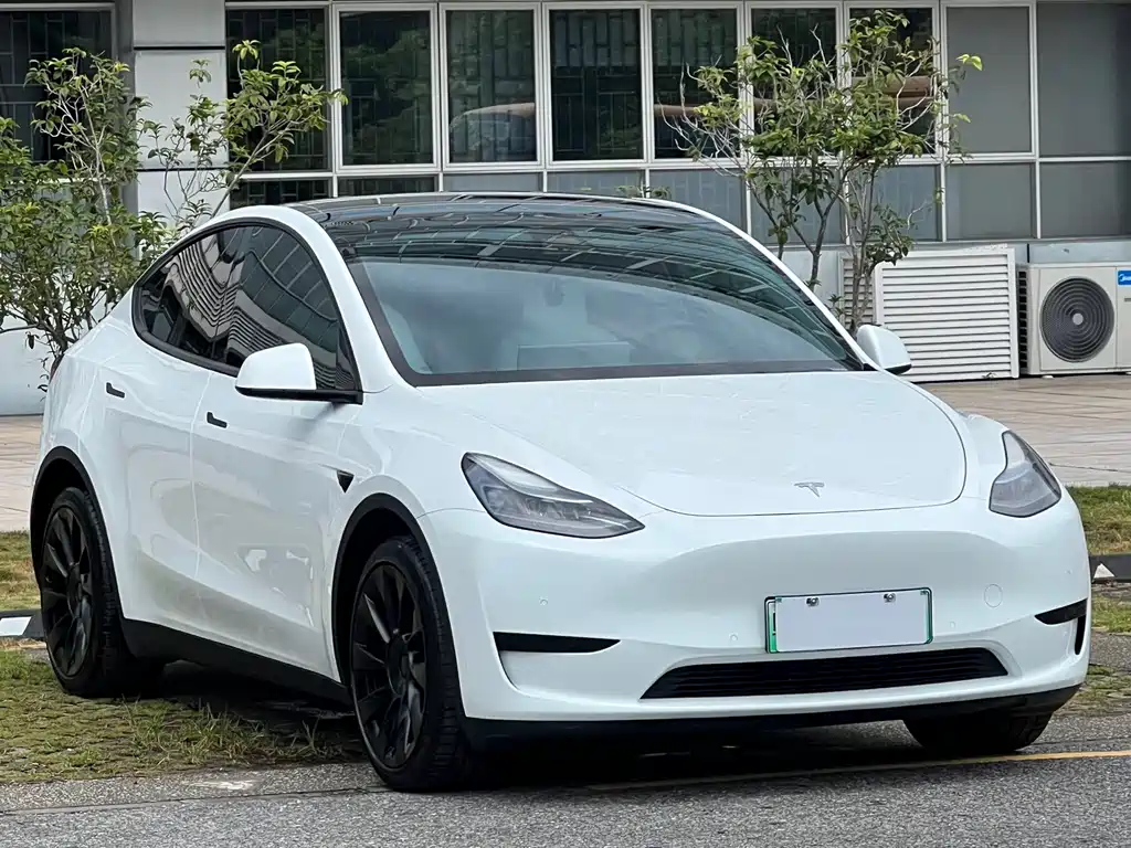 Tesla Model Y — фотографии объявления, Фото 4