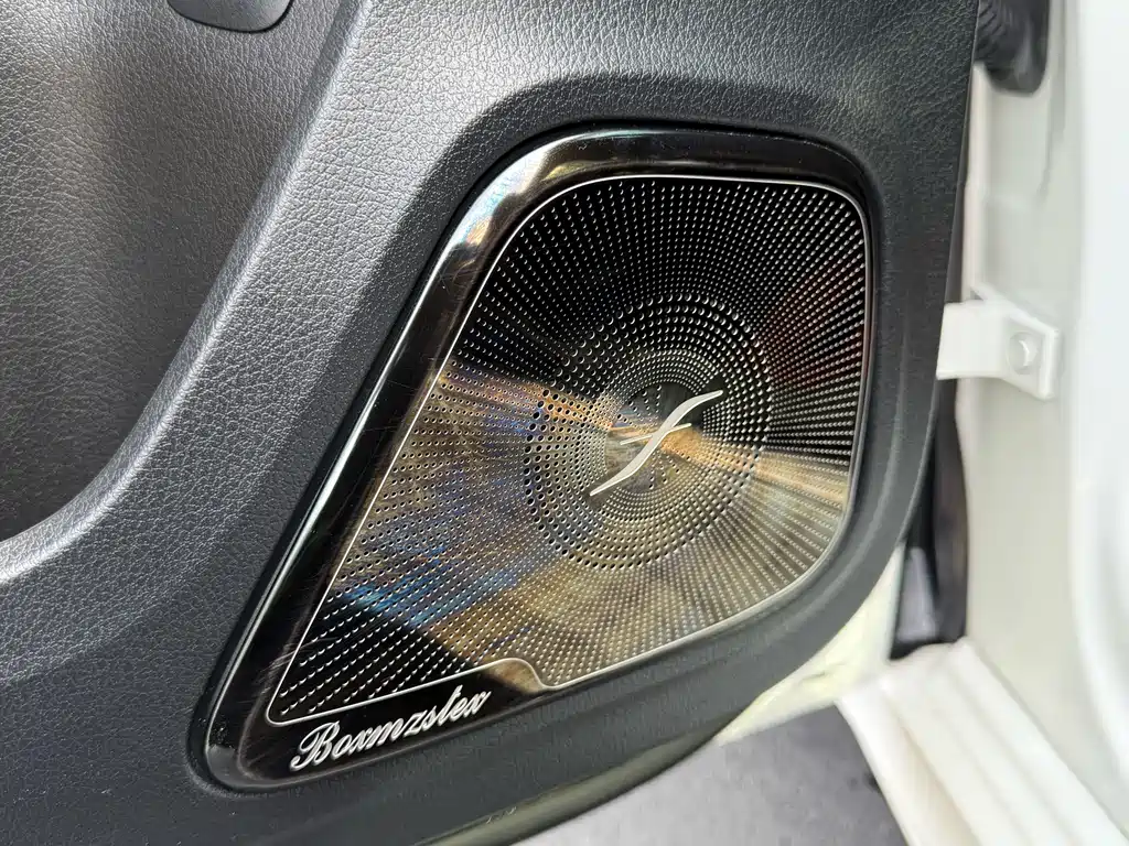 Mercedes-Benz A-Class — миниатюра 10