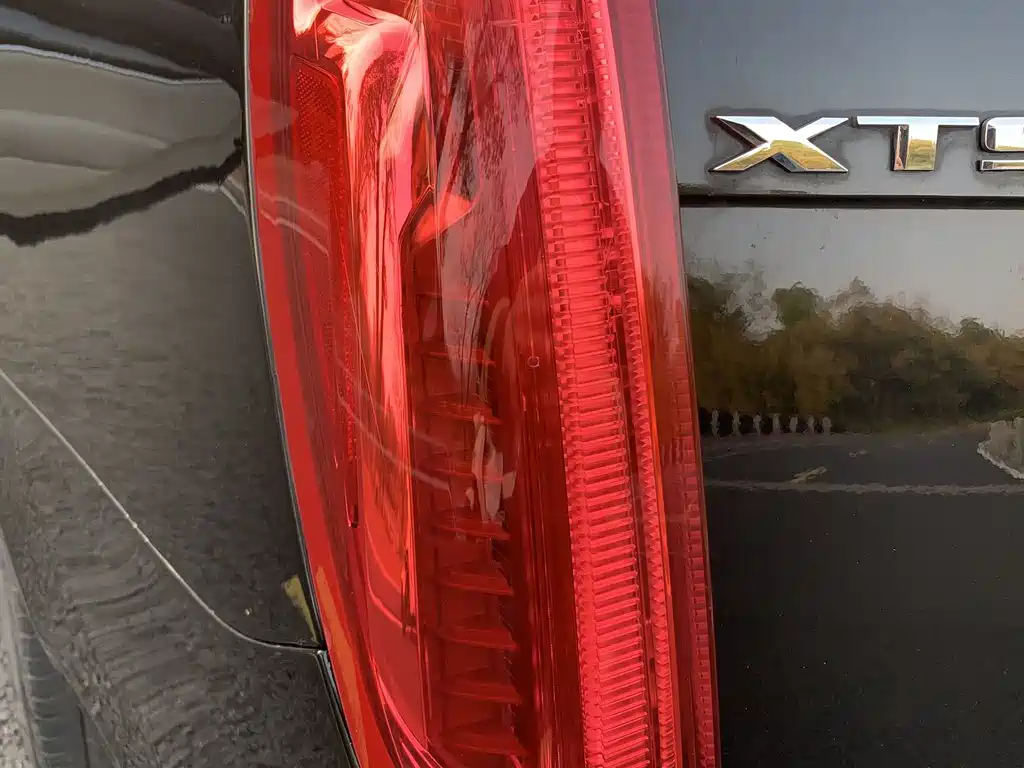Cadillac XTS 2015 28T