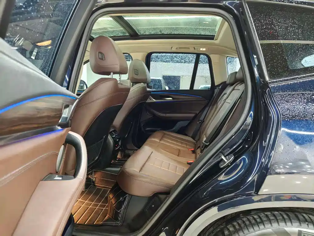 BMW X3 — миниатюра 9