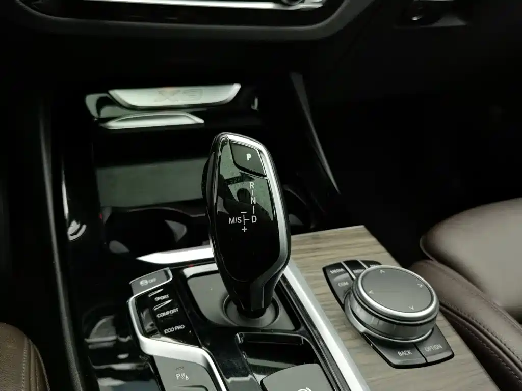 BMW X3 — миниатюра 13
