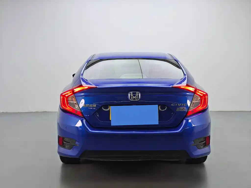 Honda Civic 2016 220TURBO CVT Luxury