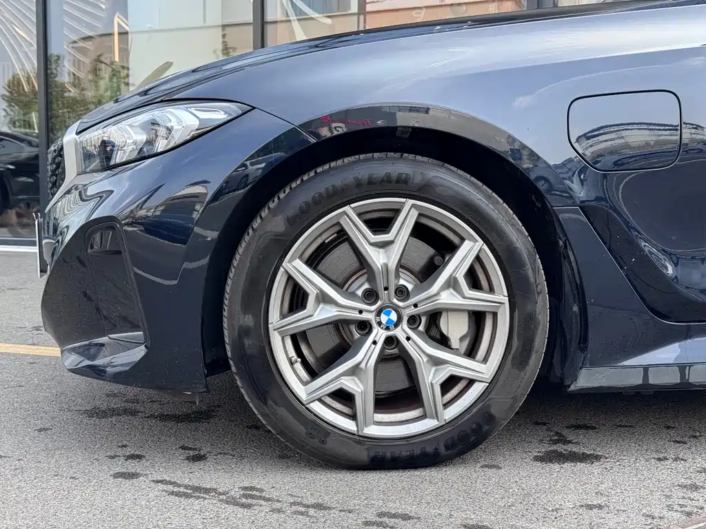 BMW i3 — миниатюра 9