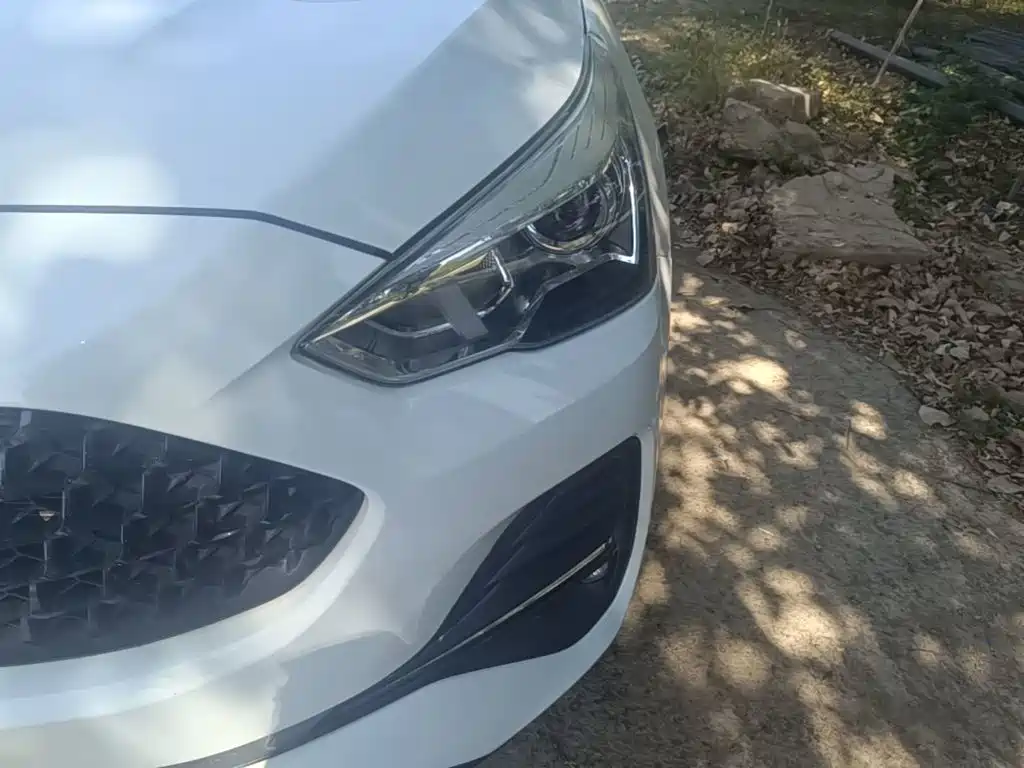 Haval M6 — миниатюра 24