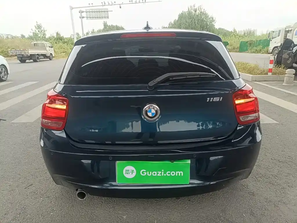 BMW 1 Series (Import) — миниатюра 6
