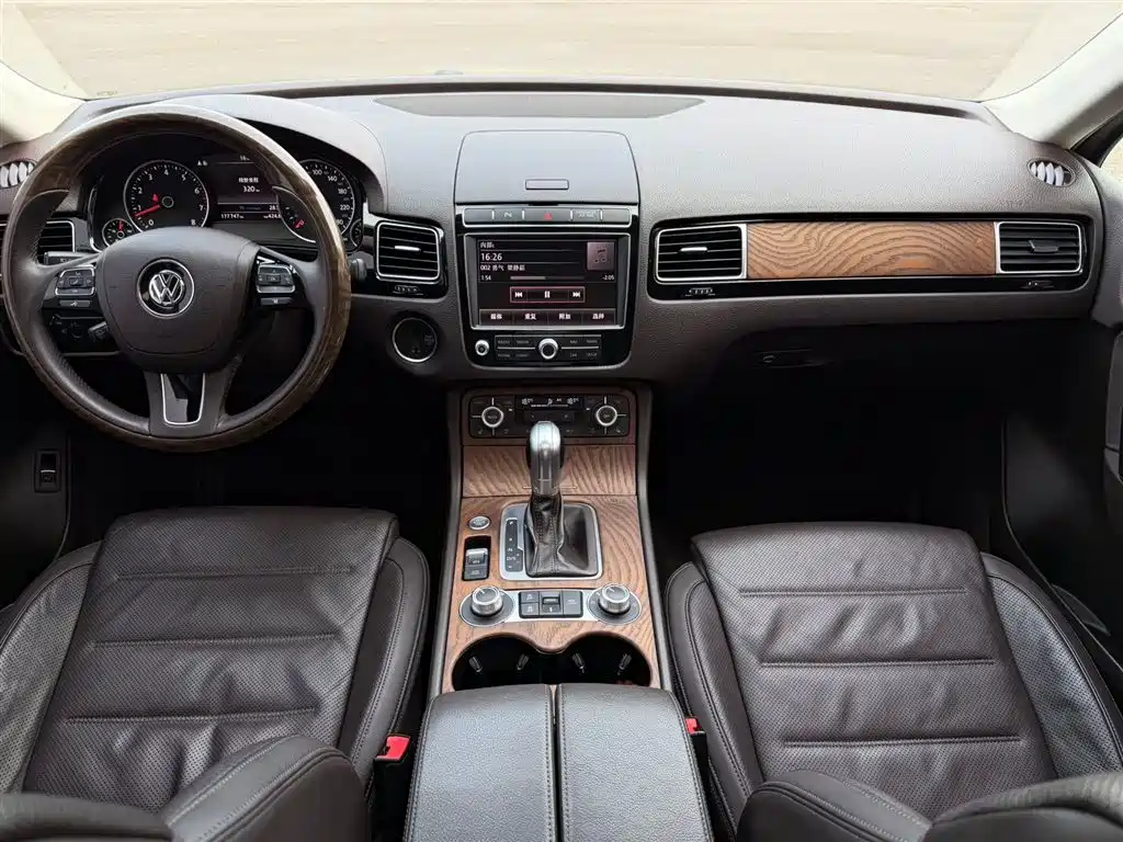 Volkswagen Touareg 2017 3.0TSI