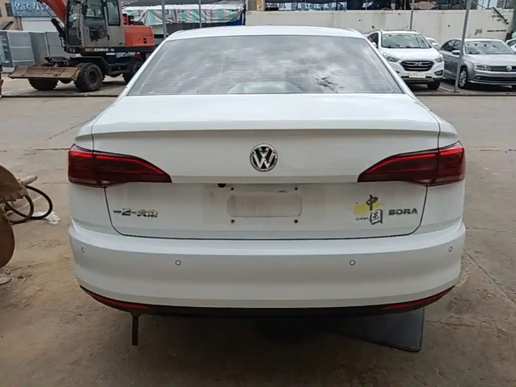 Volkswagen Bora — миниатюра 6