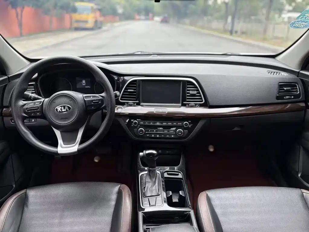 Kia K4 — миниатюра 6