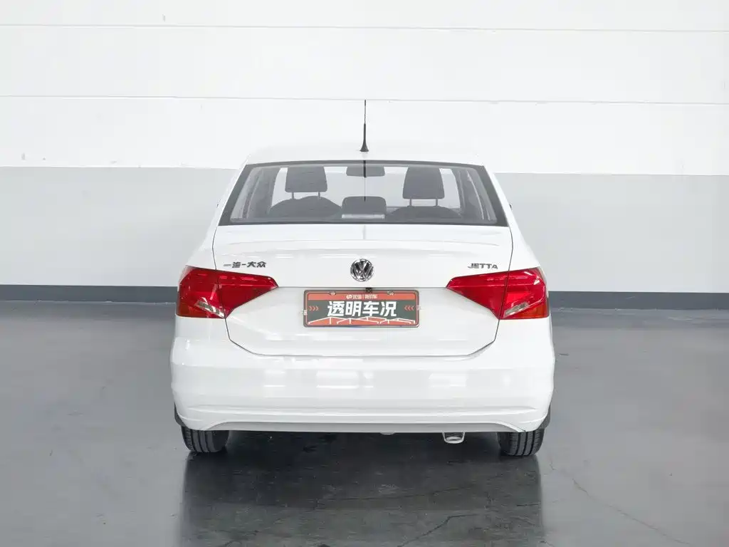 Volkswagen Jetta — миниатюра 4