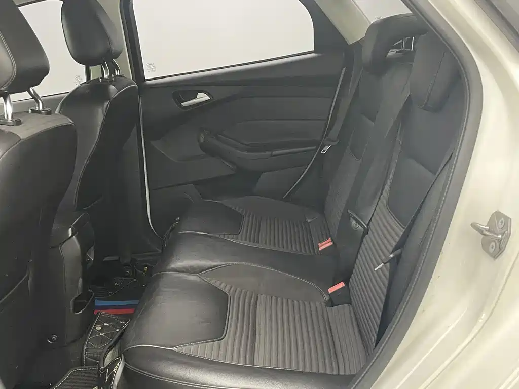 Ford Focus — миниатюра 9