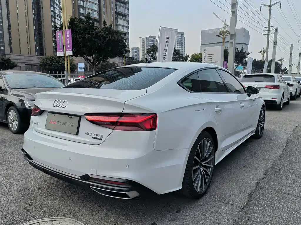 AUDI A5