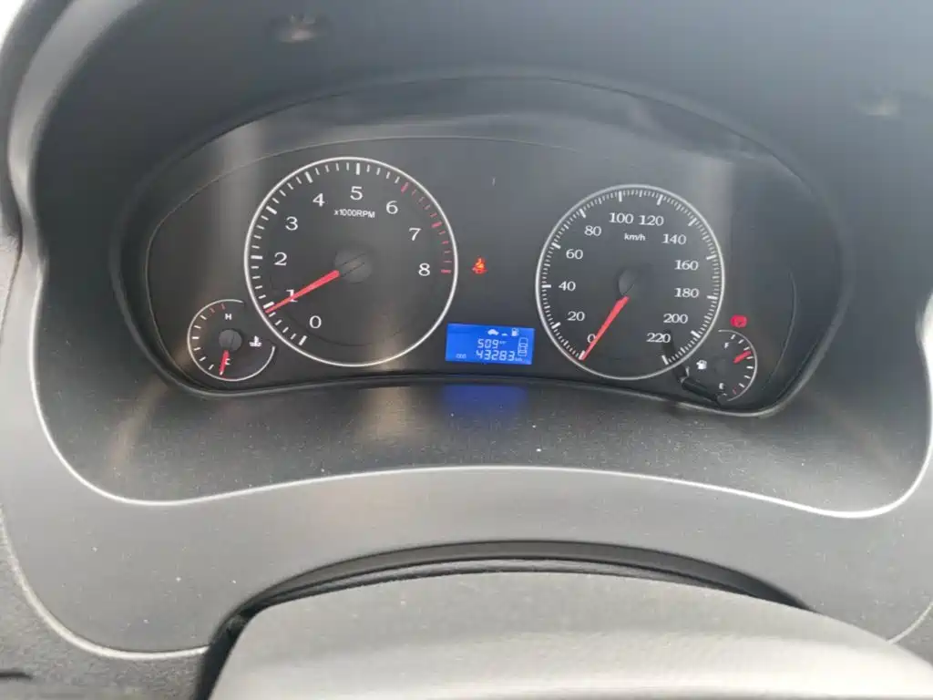Geely King Kong — миниатюра 17
