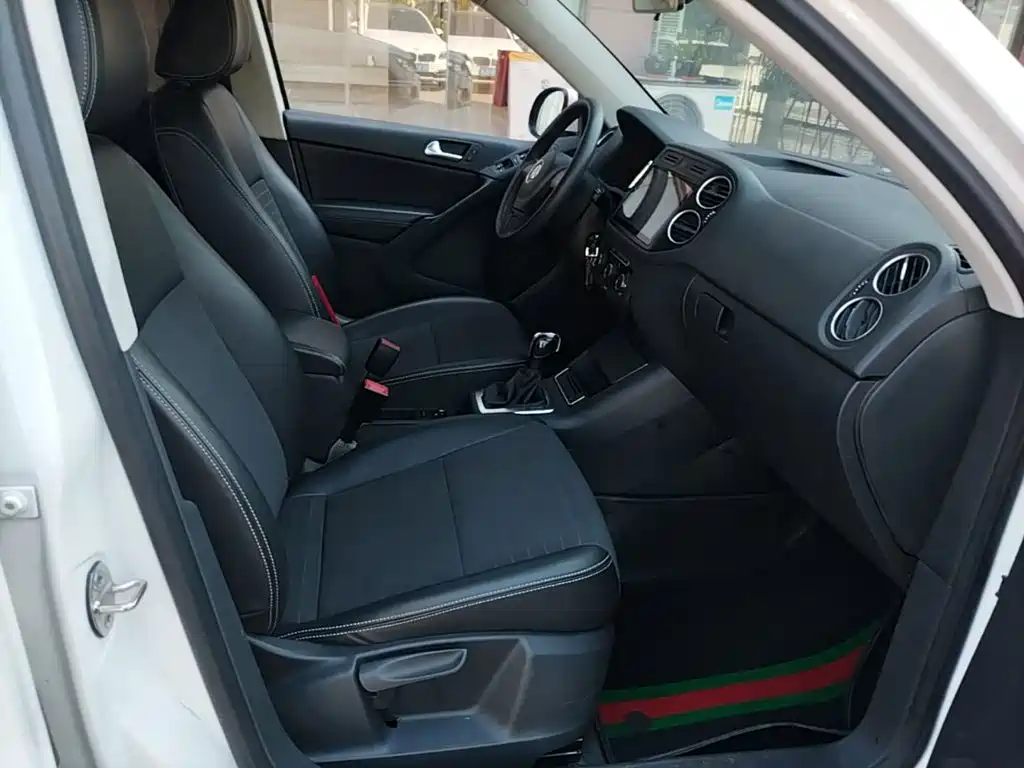 Volkswagen Tiguan — миниатюра 25