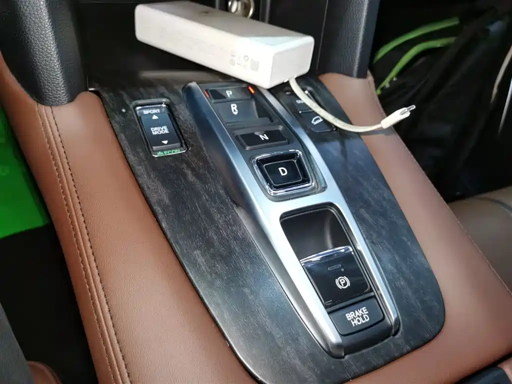 Honda UR-V 2020 370TURBO