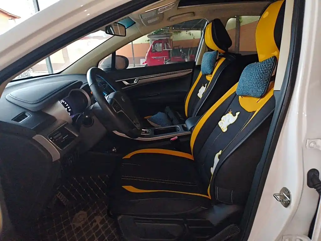Geely Emgrand GS — миниатюра 11