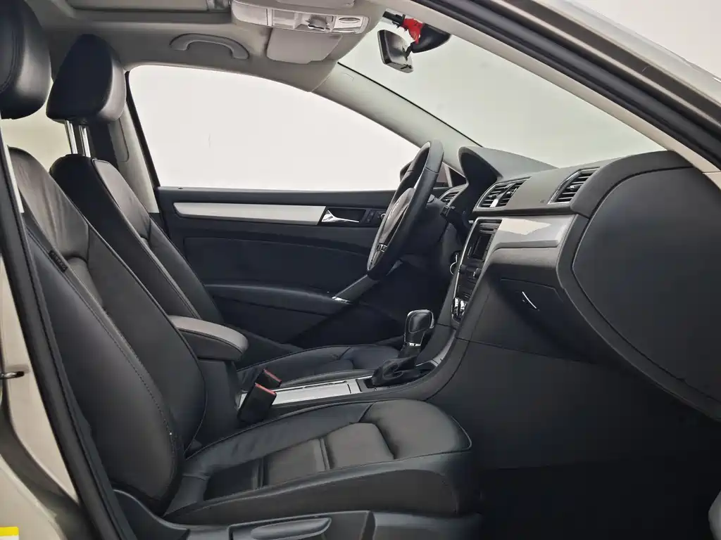 Volkswagen Passat 2014 1.8TSI DSG