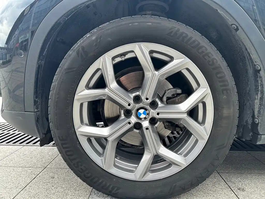 BMW X3 — миниатюра 8