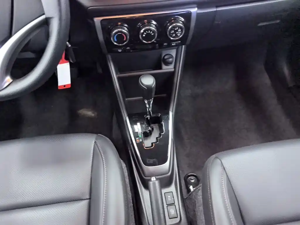 Toyota Yaris L — миниатюра 14