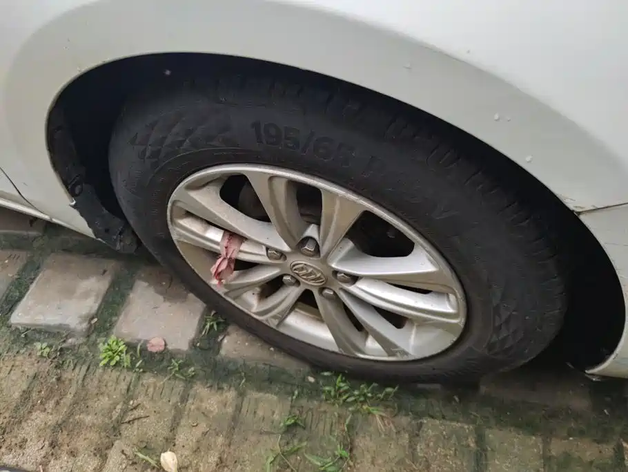 Buick Excelle — миниатюра 6