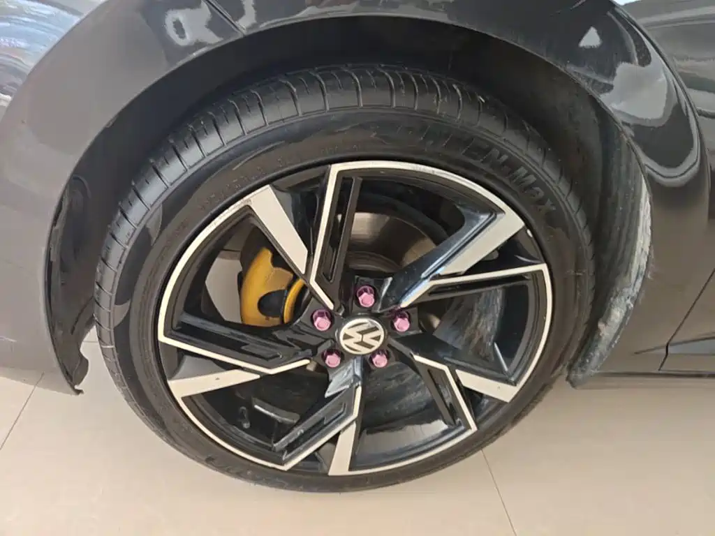Volkswagen Sagitar — миниатюра 23