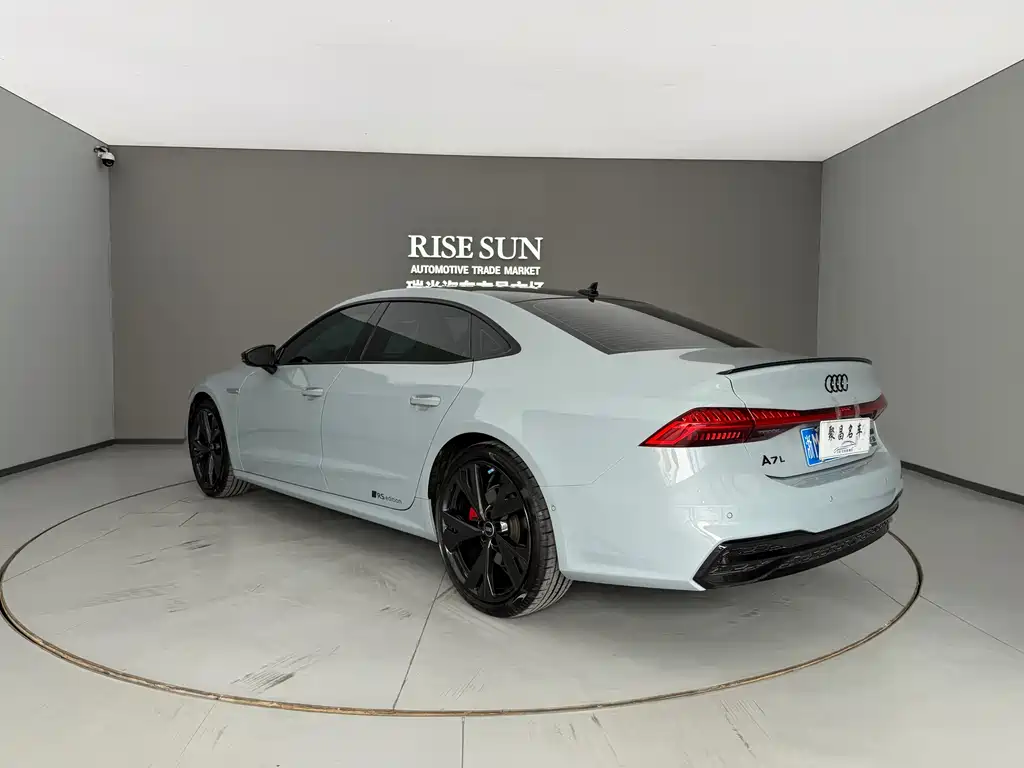 Audi A7L 2024 45 TFSI quattro RS
