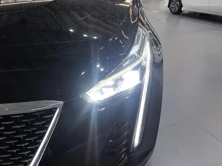 Cadillac CT6 — миниатюра 5