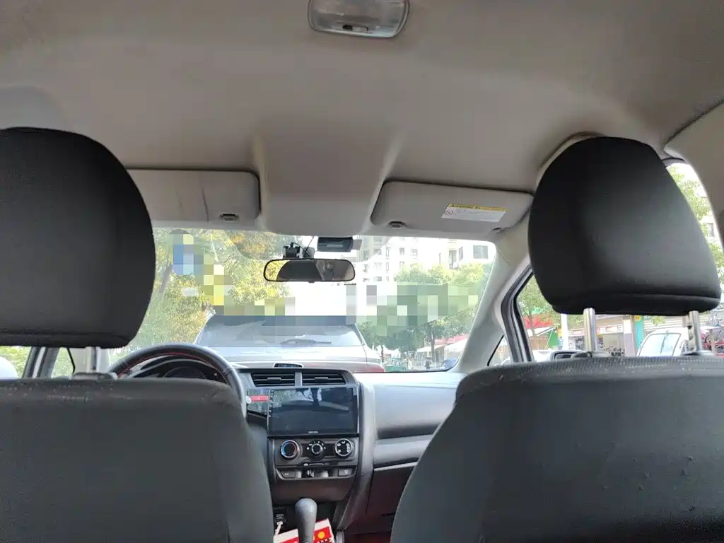 Honda Fit — миниатюра 21
