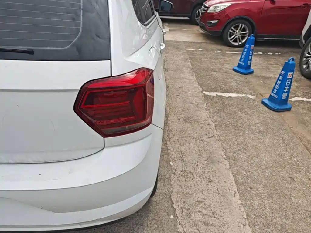 Volkswagen Polo — миниатюра 8