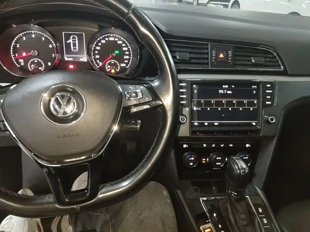 Volkswagen Lamando — миниатюра 10