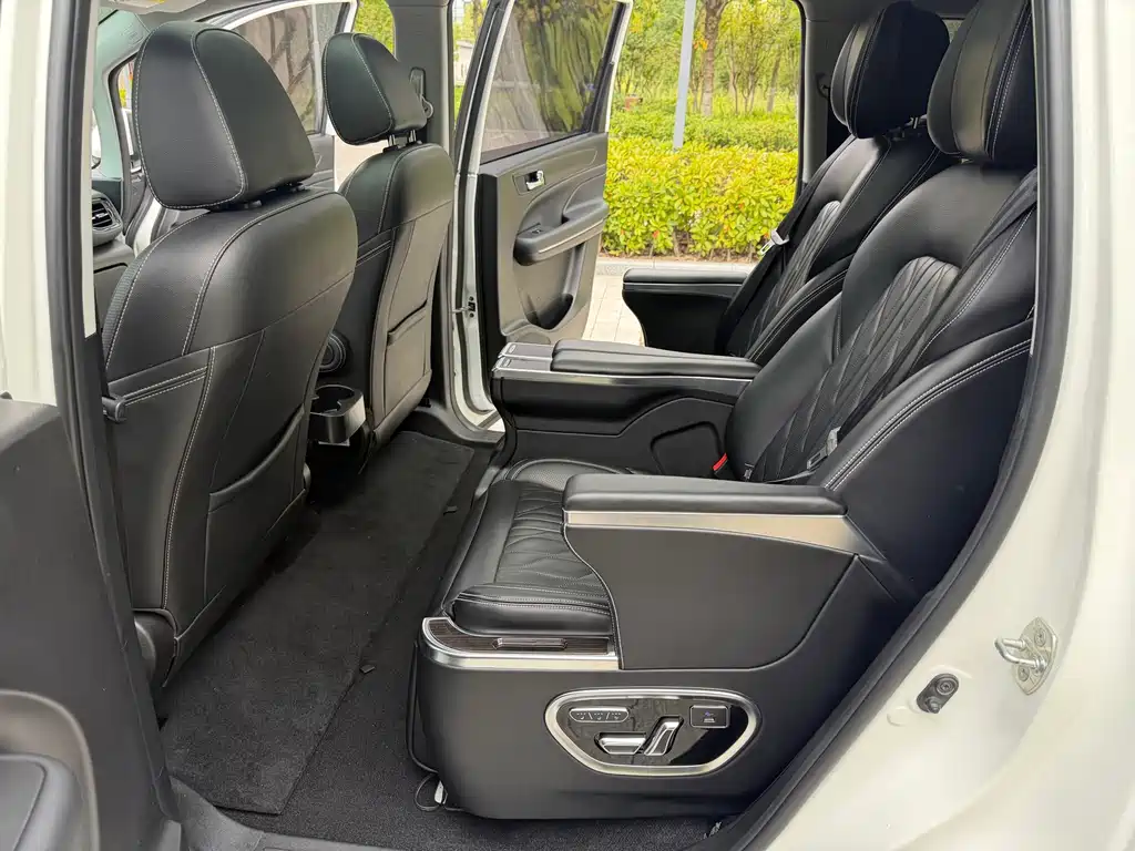 GAC Motor Trumpchi M6 — миниатюра 10
