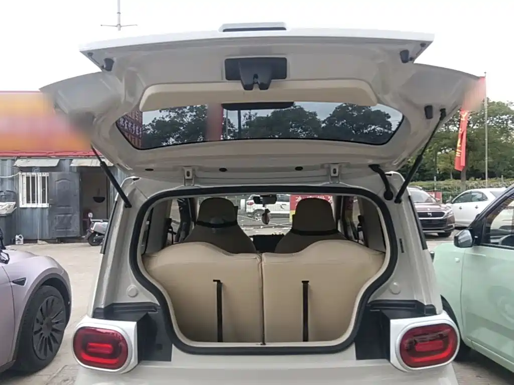 Wuling MINIEV — миниатюра 19