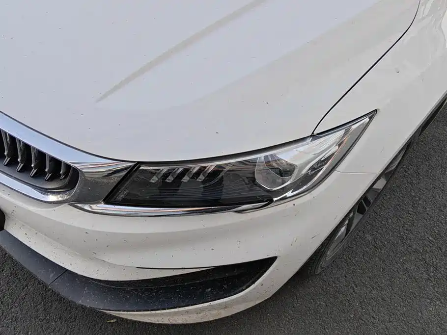 Geely Jia Ji — миниатюра 5