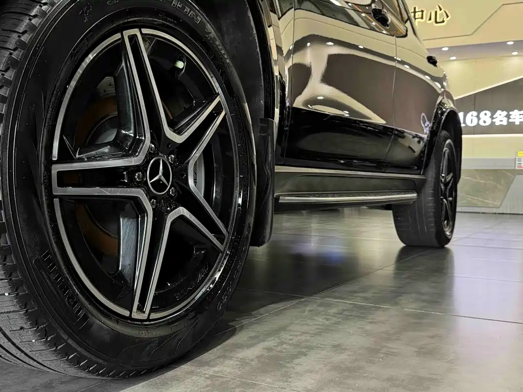 Mercedes-Benz GLE AMG — миниатюра 5