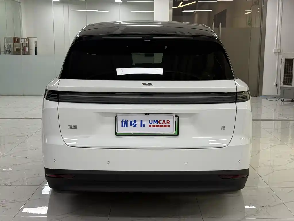 Li Auto i8 2025 Standard