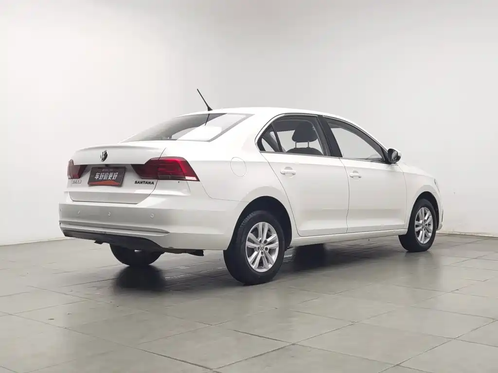 Volkswagen Santana — миниатюра 2