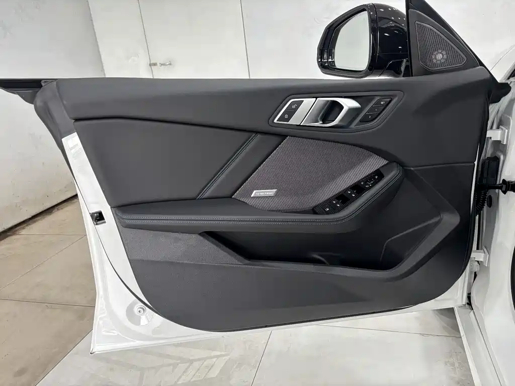 BMW 2 Series 2 2025 225L M Sport