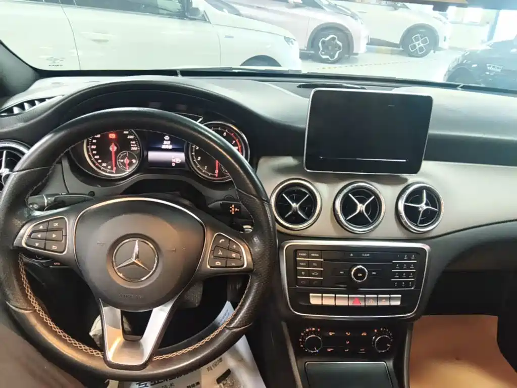 Mercedes-Benz CLA (Import) — миниатюра 10