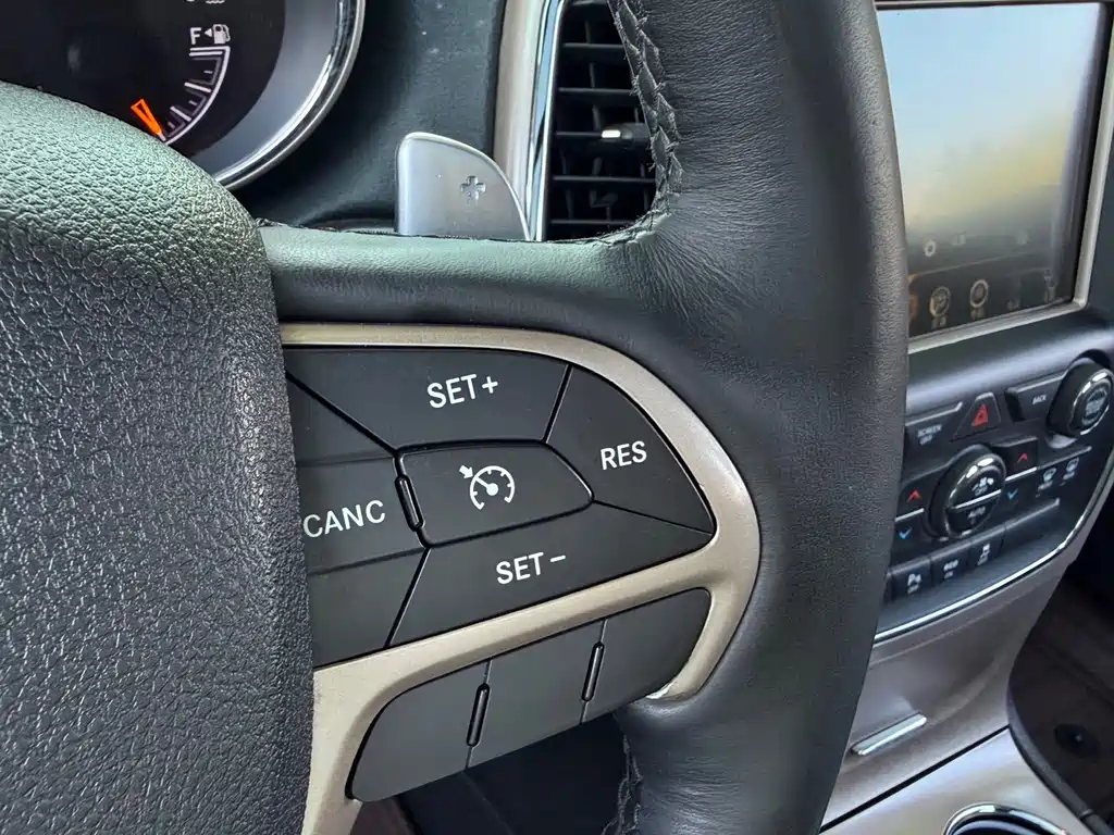 Jeep Grand Cherokee (Import) — миниатюра 15