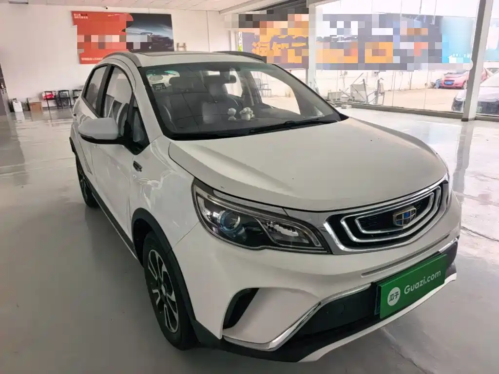 Geely Vision X3 — миниатюра 4