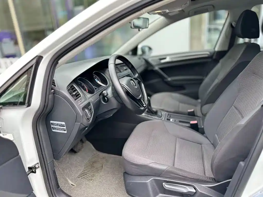 Volkswagen Golf — миниатюра 15