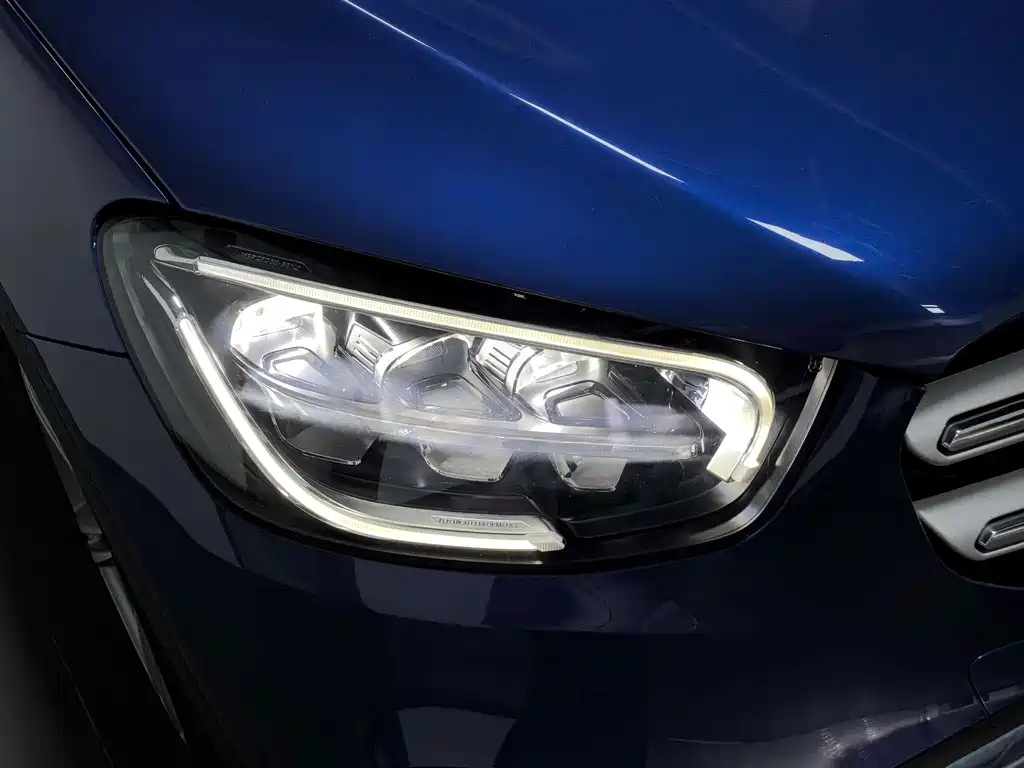 Mercedes-Benz GLC — миниатюра 12