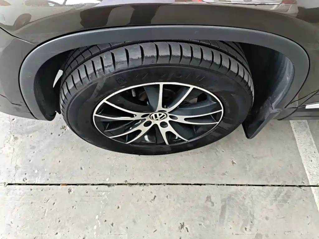 Volkswagen Tiguan — миниатюра 23