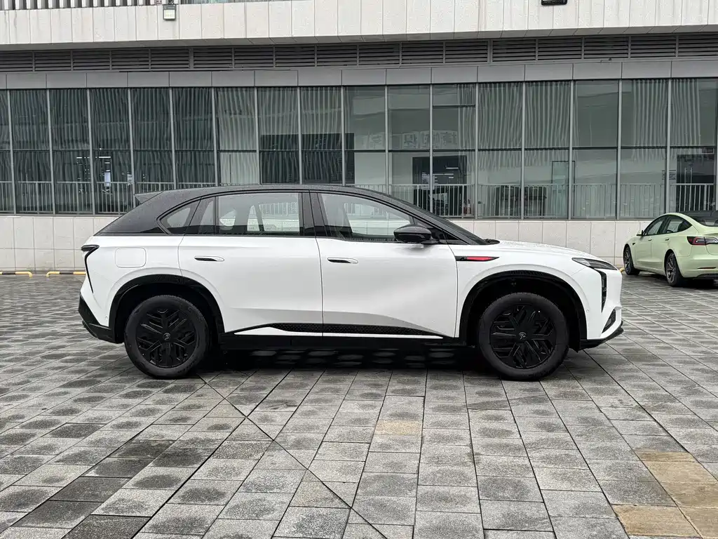 Hongqi Hongqi Tiangong 08 — миниатюра 4