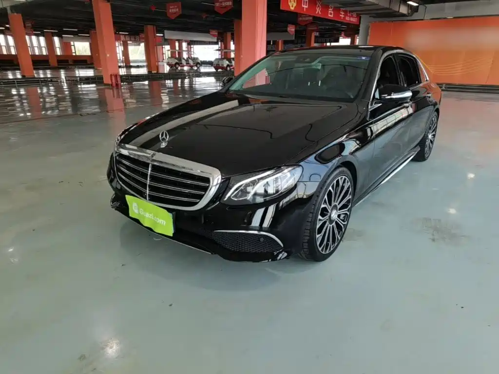 Mercedes-Benz E-Class — миниатюра 2