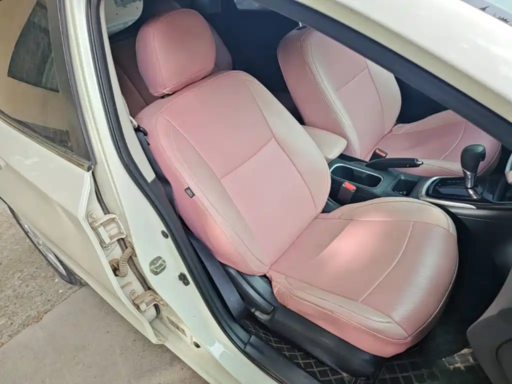 Nissan Tiida — миниатюра 25